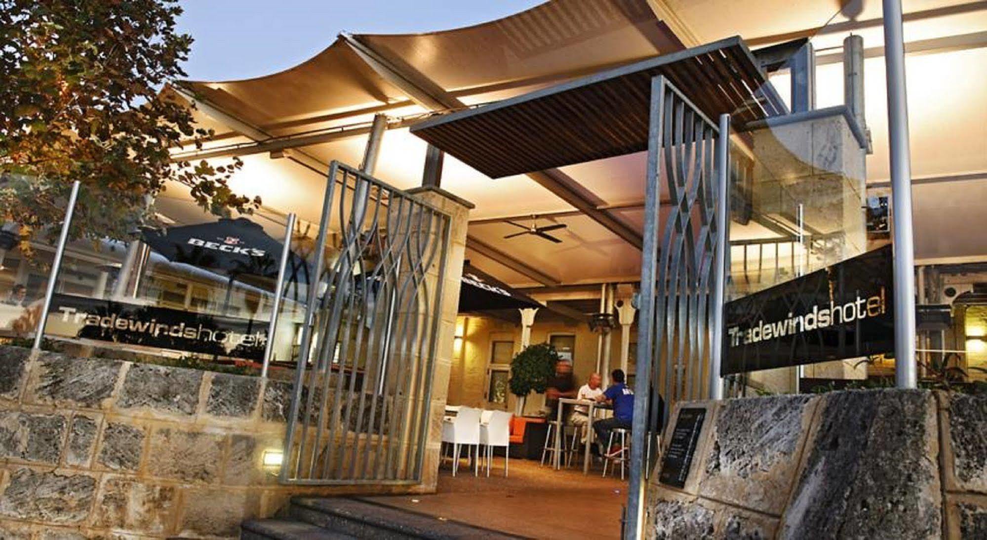 Tradewinds Hotel And Suites Fremantle Ngoại thất bức ảnh