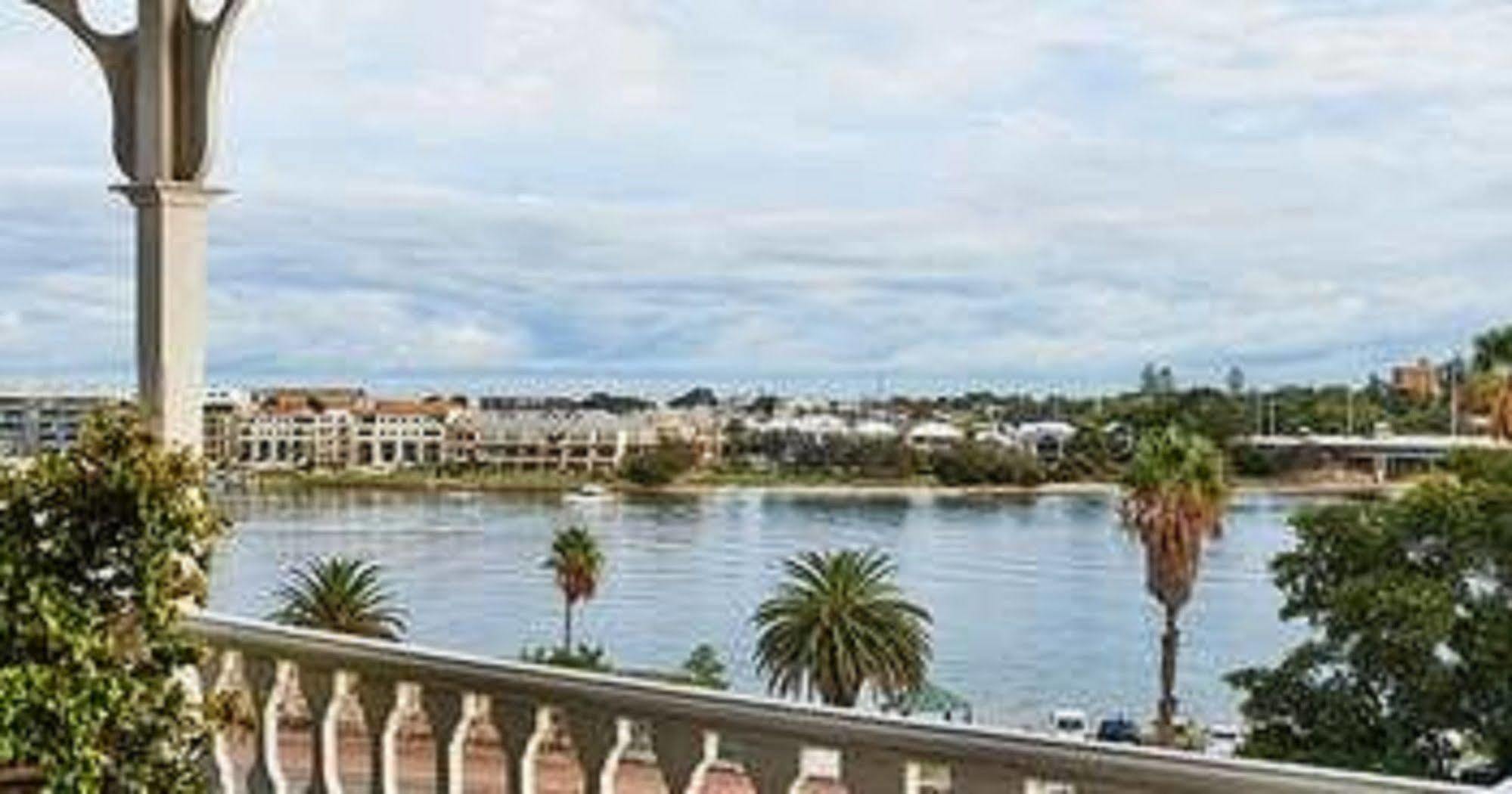 Tradewinds Hotel And Suites Fremantle Ngoại thất bức ảnh